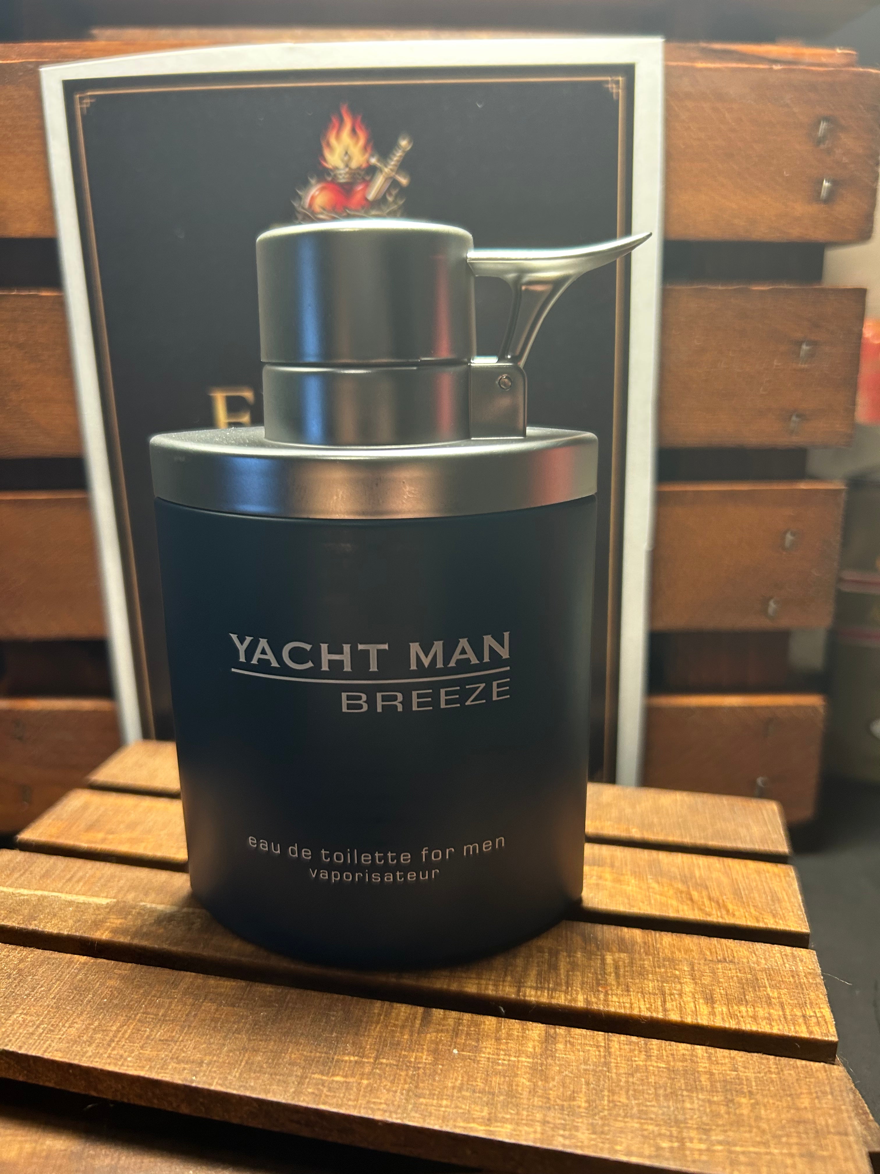 Yacht Man Breeze